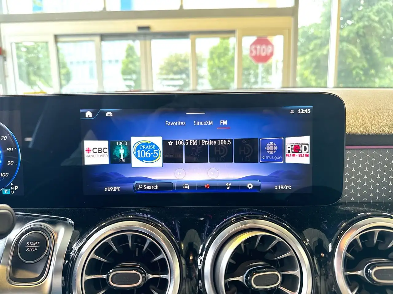 Mercedes-Benz EQB - Image 20
