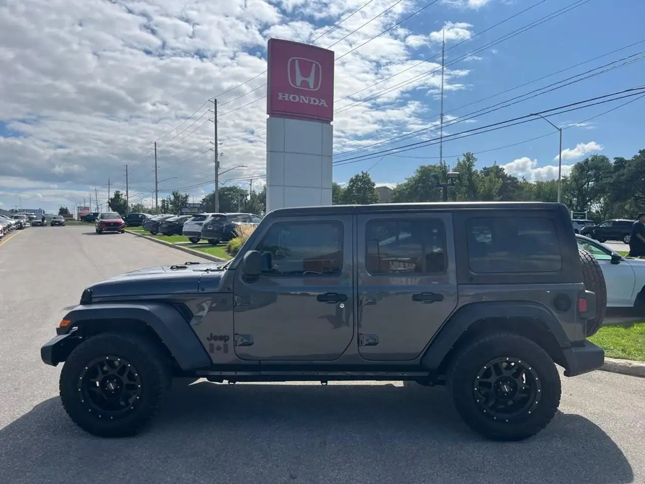 Jeep Wrangler - Image 3