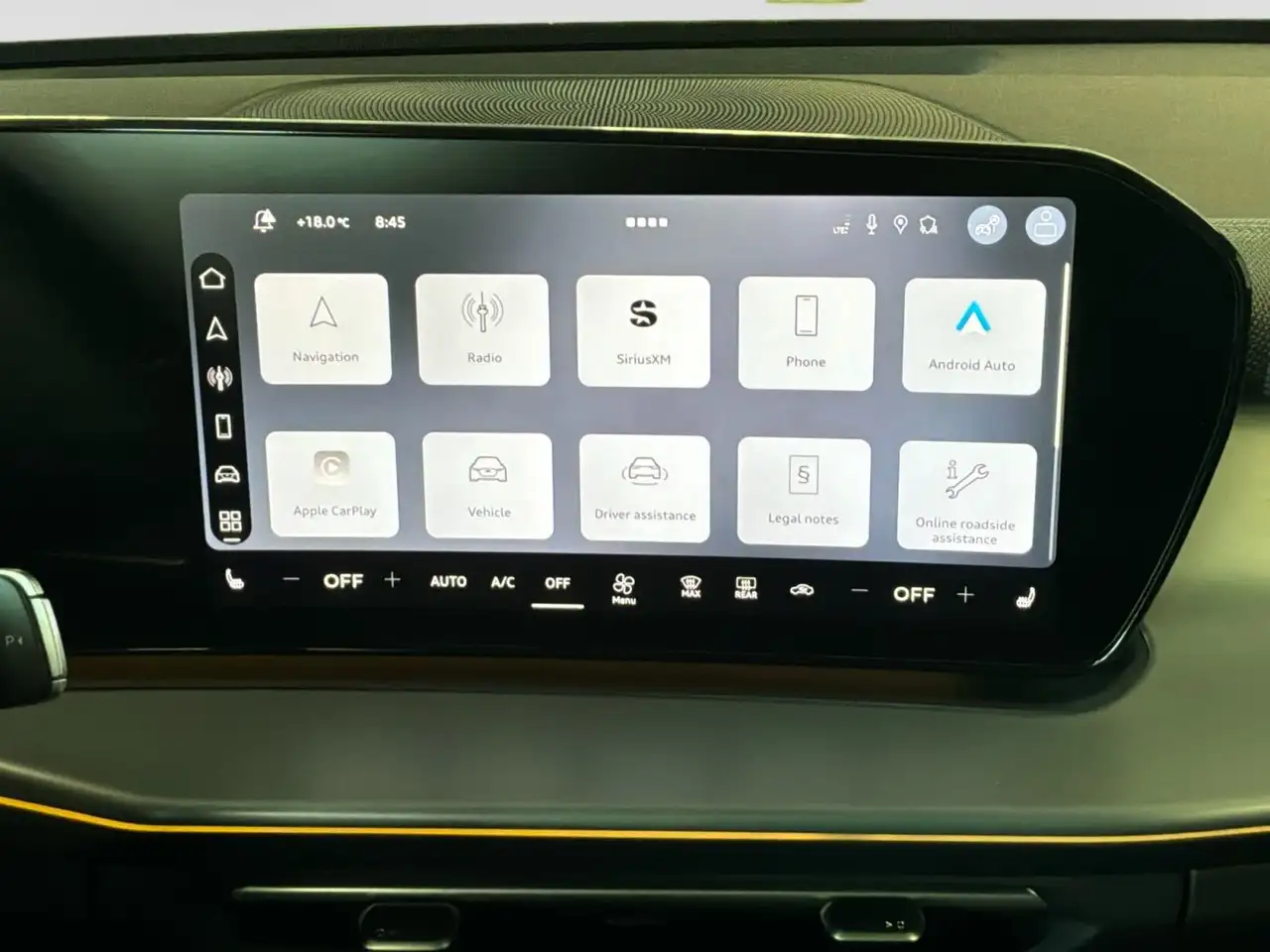 Audi Q3 - Image 16