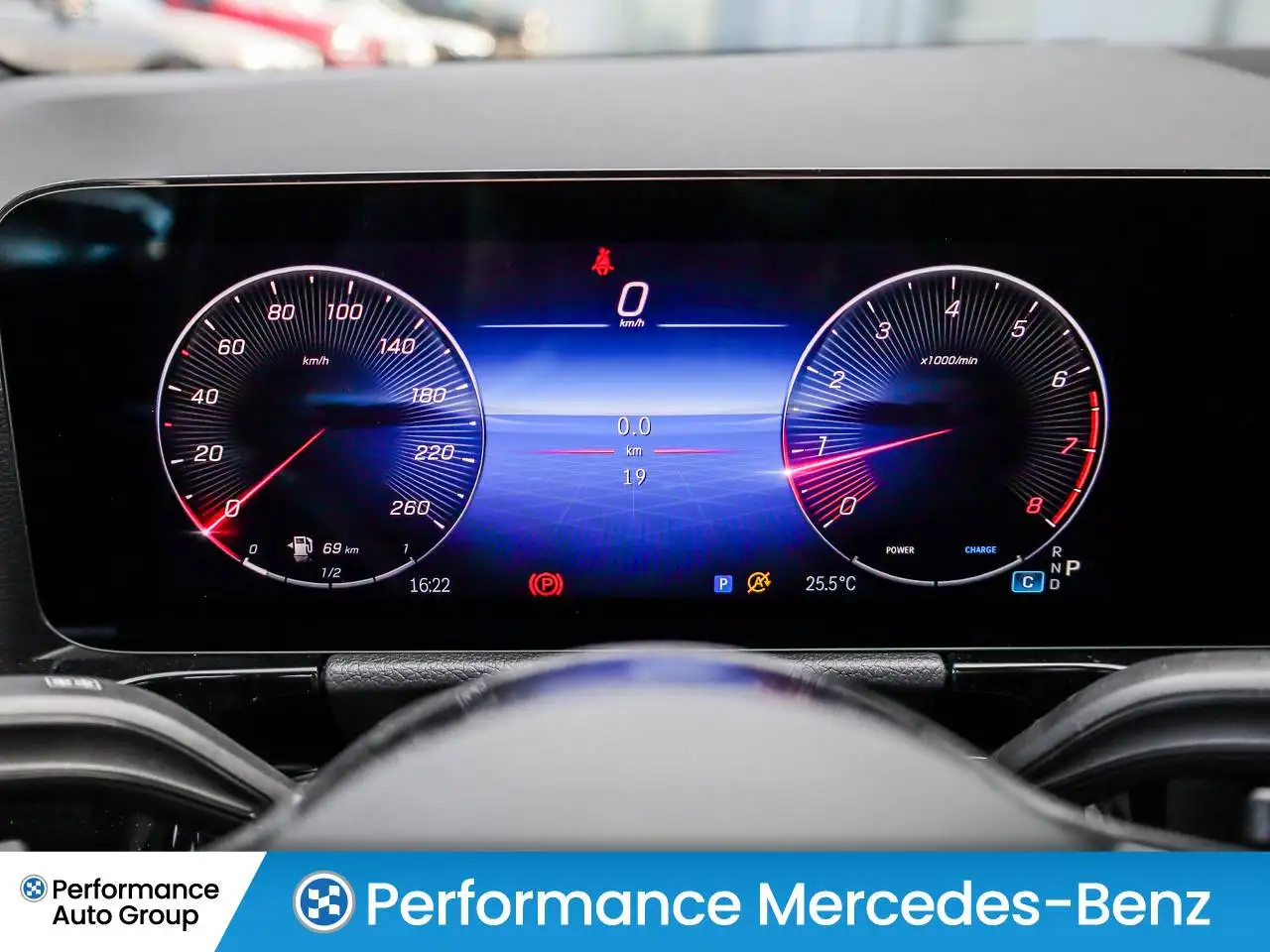 Mercedes-Benz GLA - Image 19