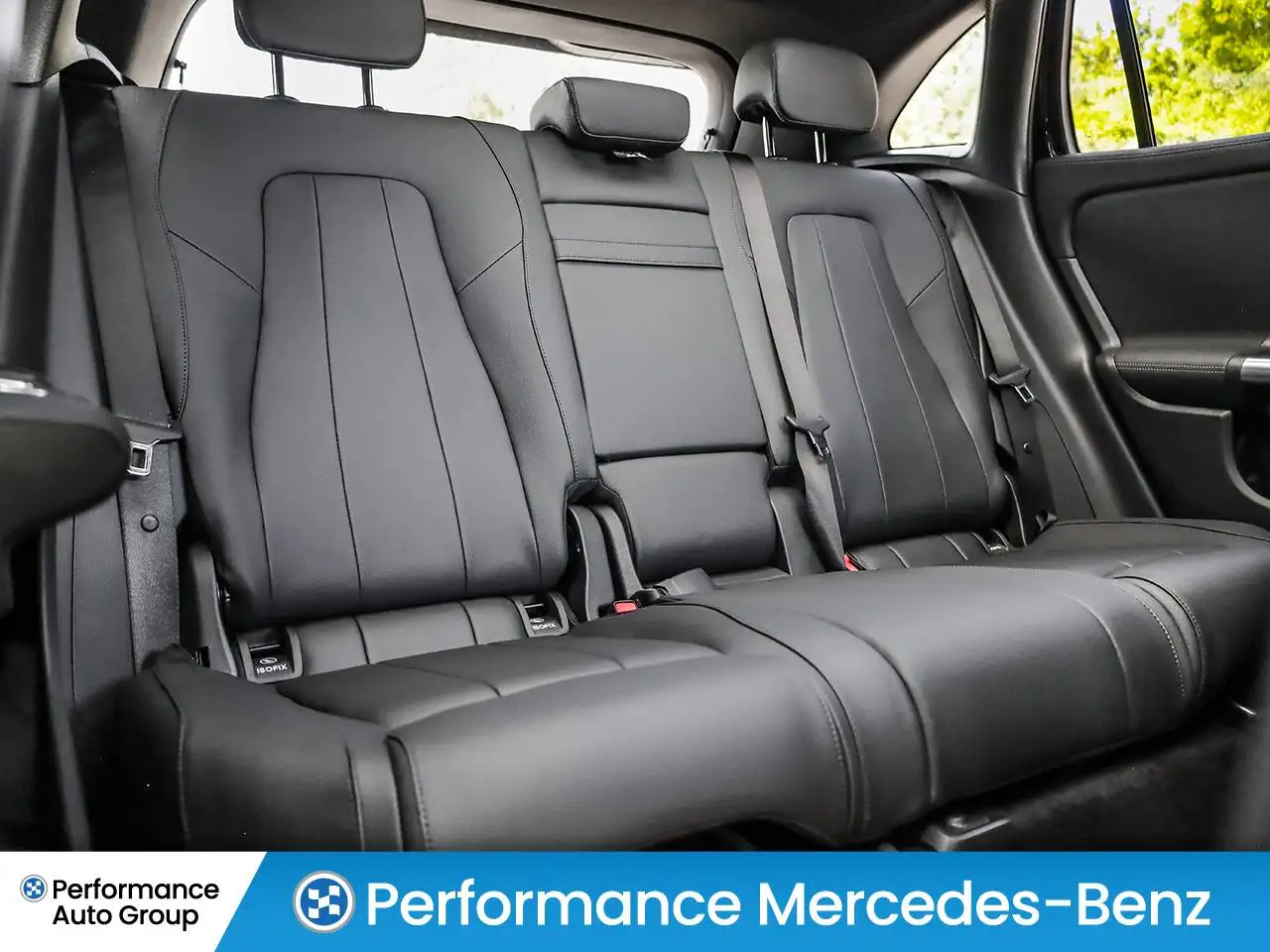 Mercedes-Benz GLA - Image 15