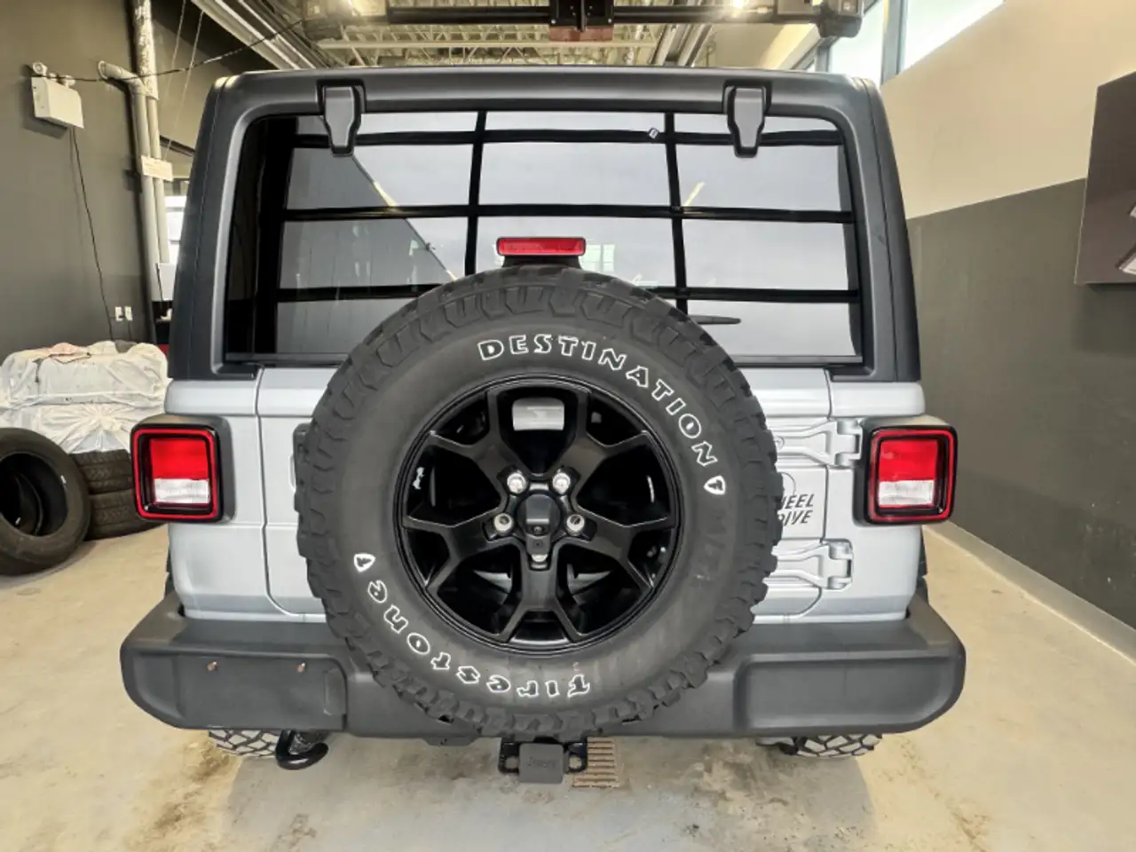 Jeep Wrangler - Image 5