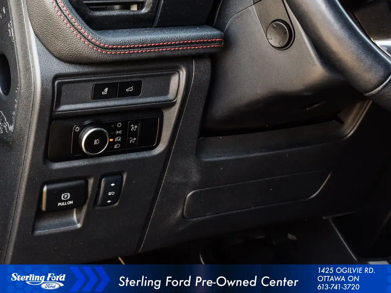 Ford Expedition - Image 26