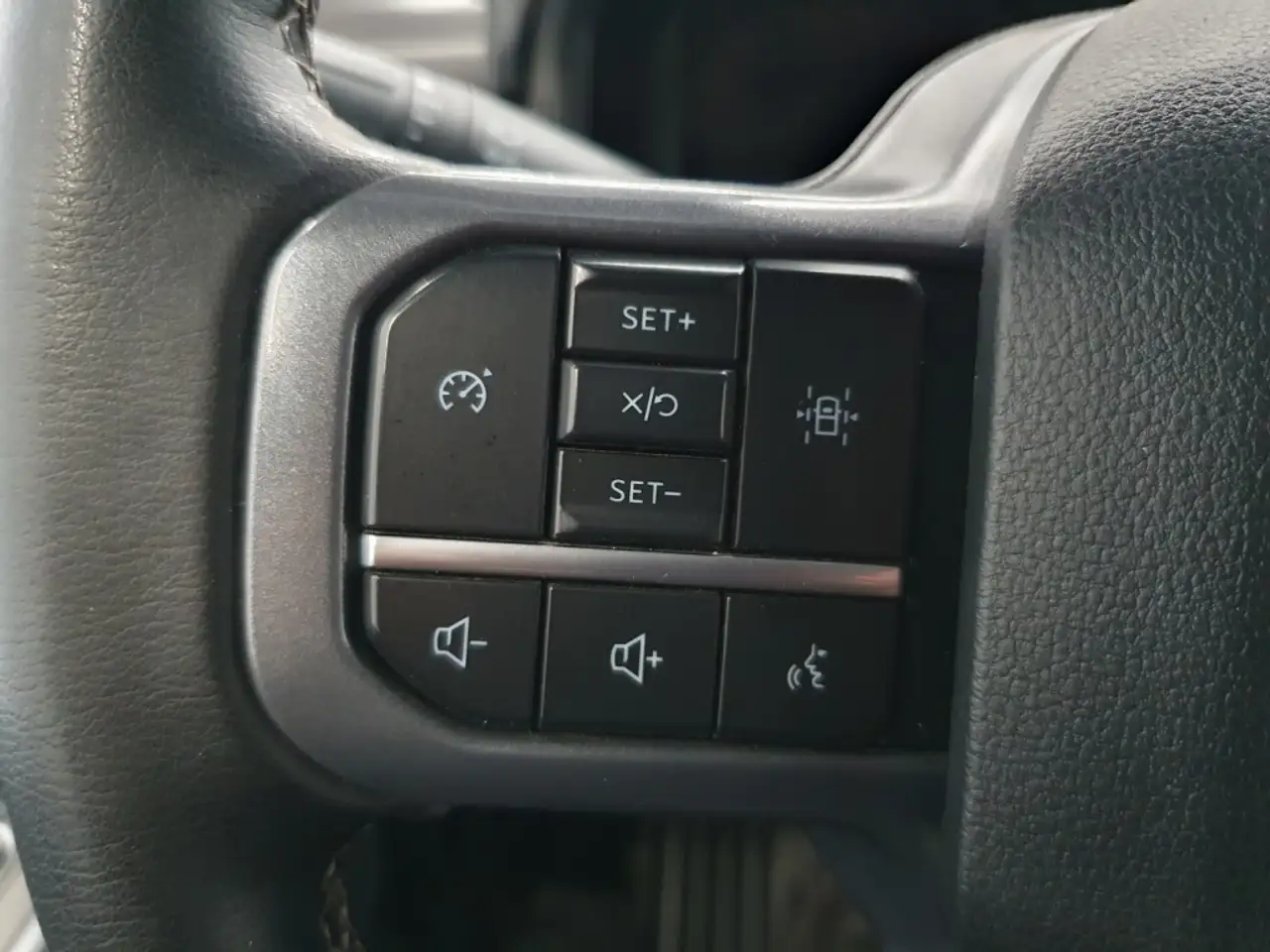 Ford F-150 - Image 19