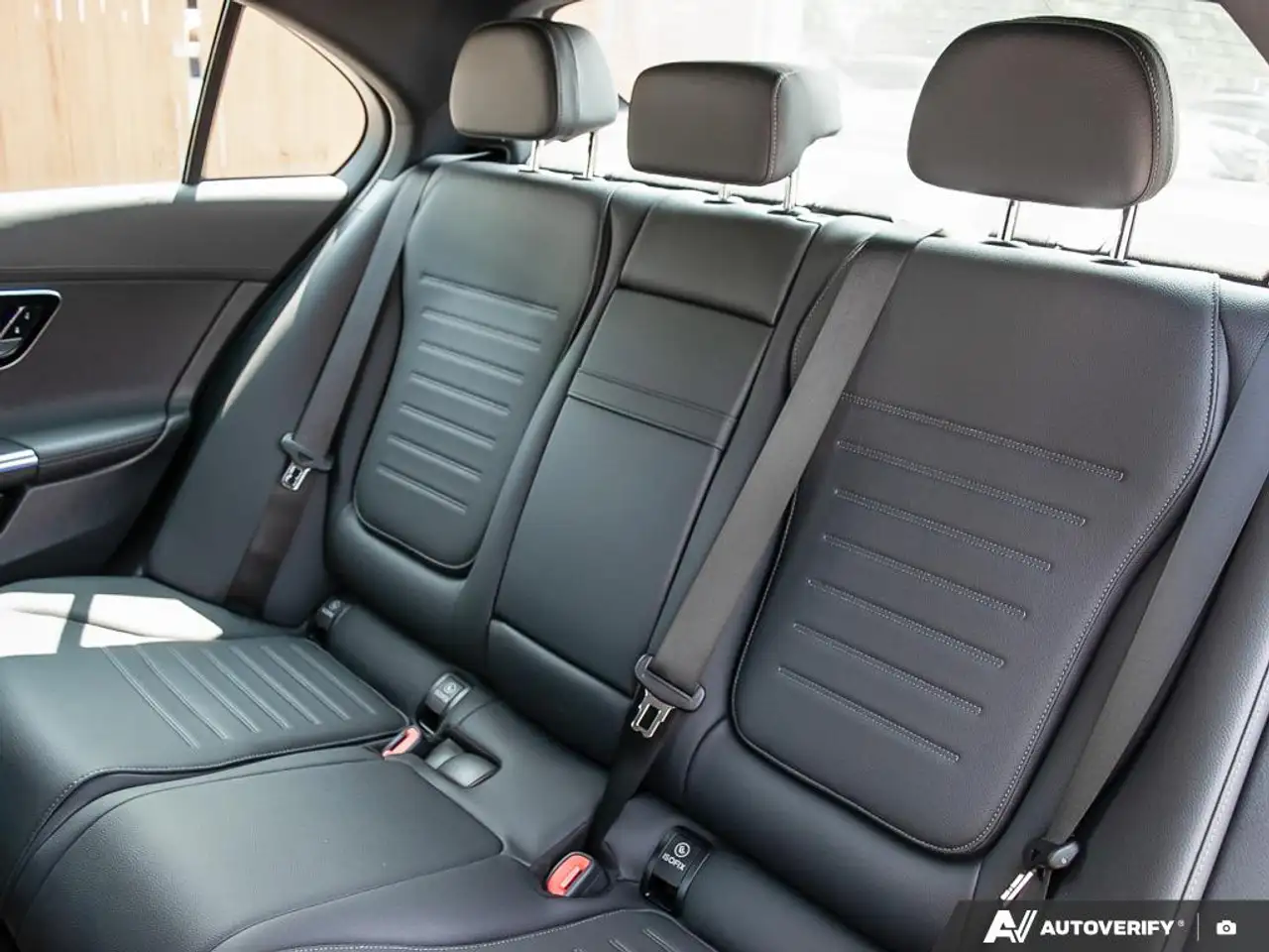 Mercedes-Benz C-Class - Image 24