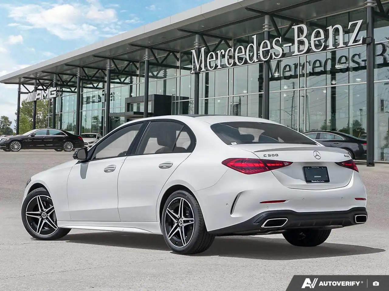 Mercedes-Benz C-Class - Image 4