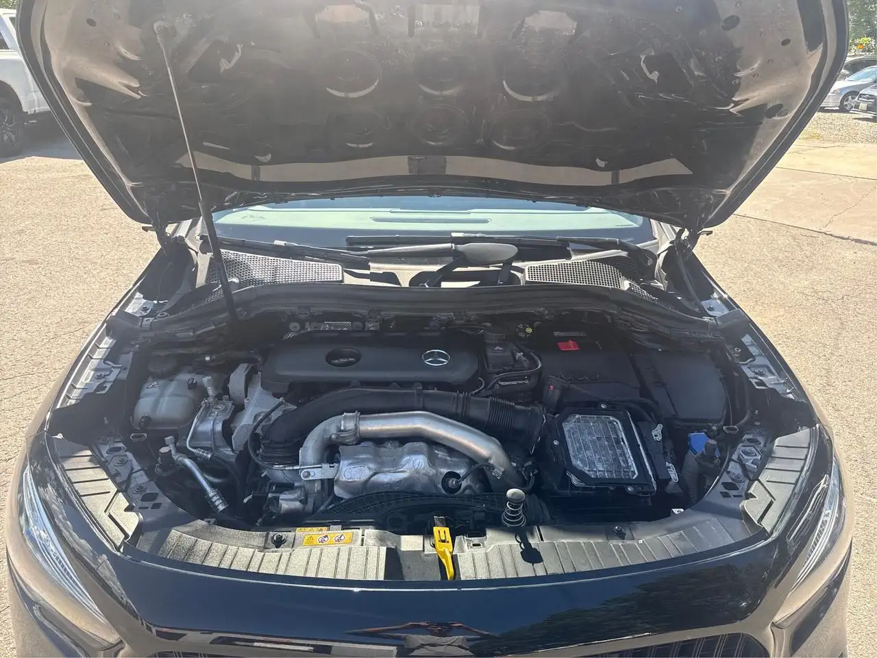 Mercedes-Benz GLA - Image 11