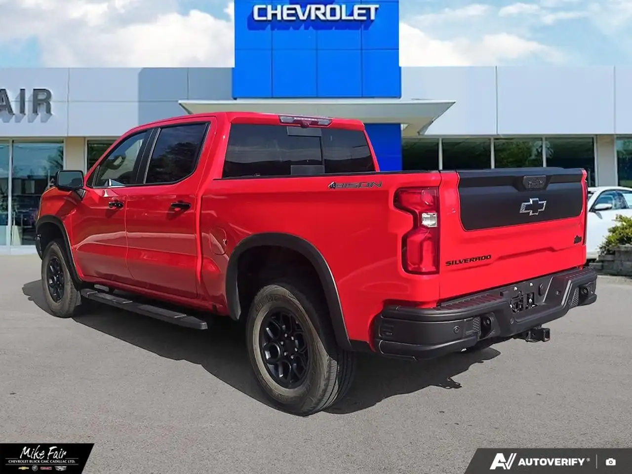 Chevrolet Silverado 1500 - Image 4