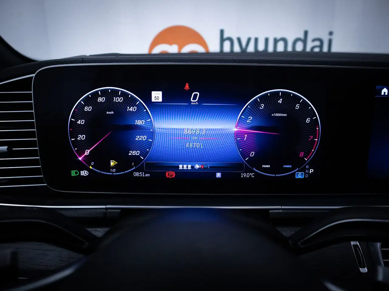 Mercedes-Benz GLE - Image 20