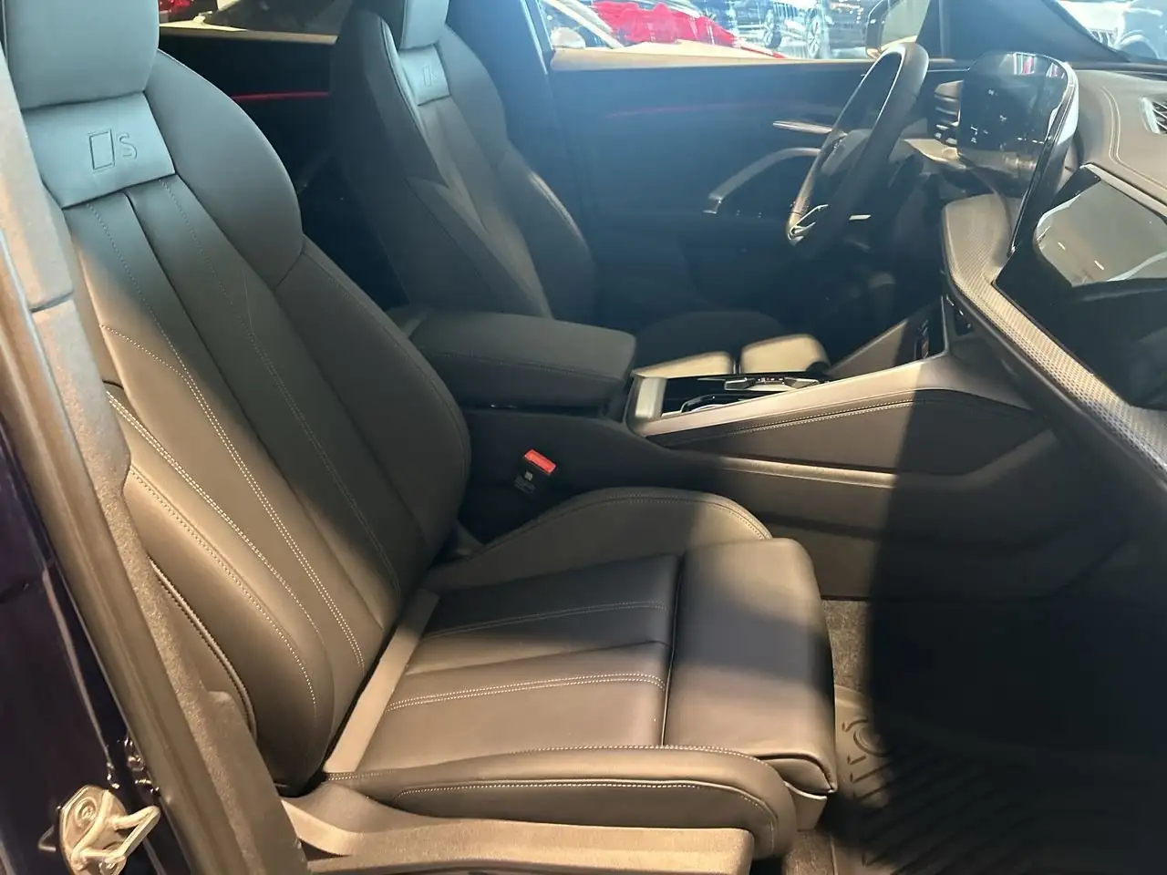 Audi Q5 - Image 32