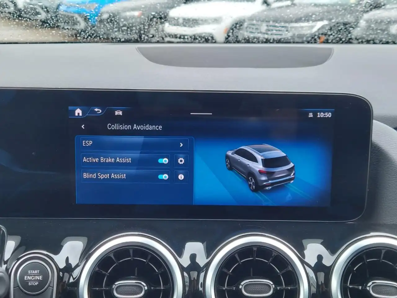 Mercedes-Benz GLA - Image 31
