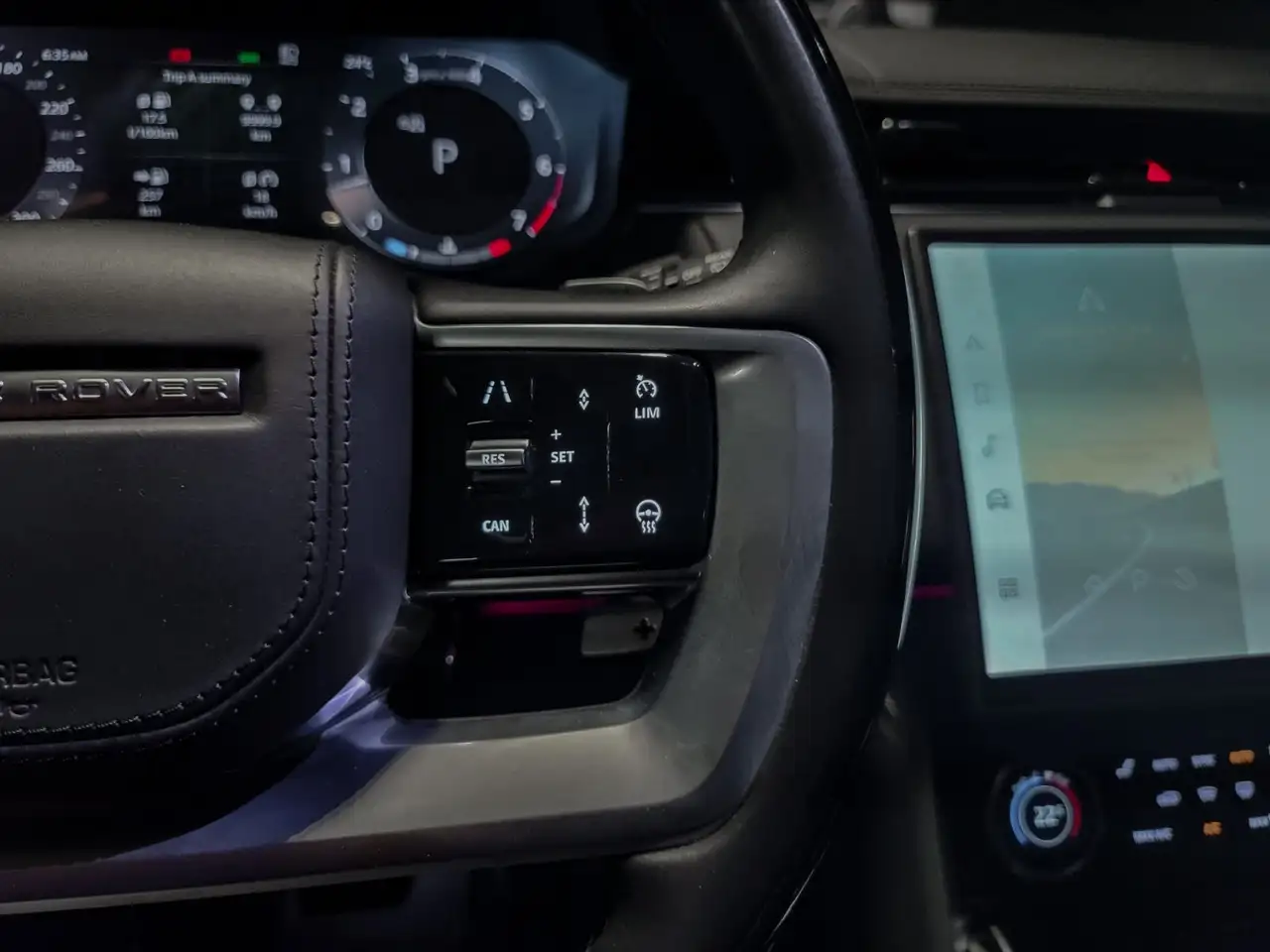 Land Rover Range Rover - Image 14