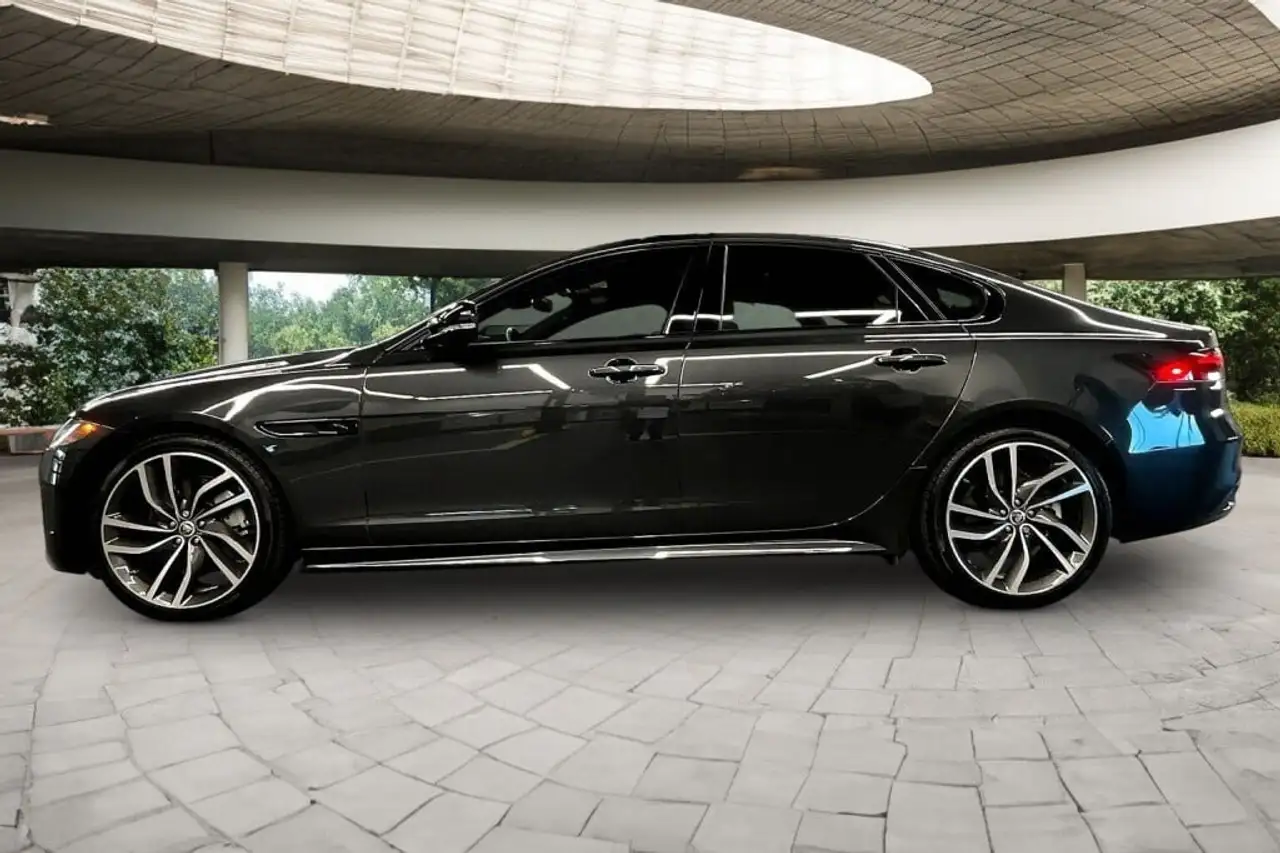 Jaguar XF - Image 4