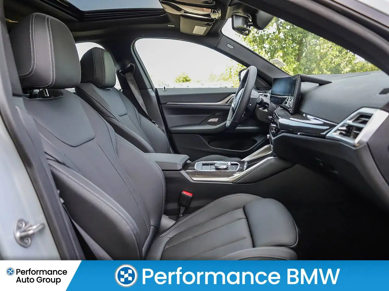 BMW i4 - Image 13