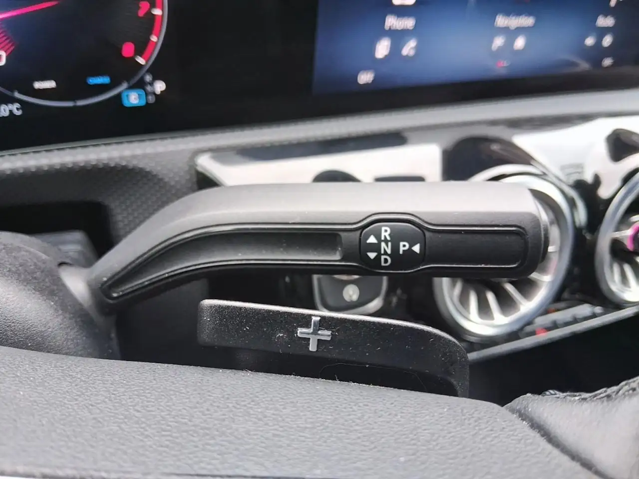 Mercedes-Benz CLA - Image 19