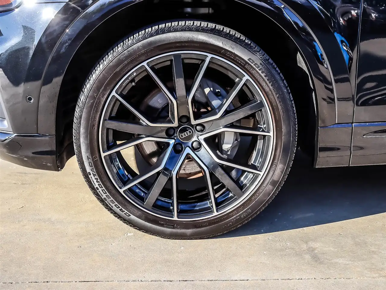 Audi Q8 - Image 23