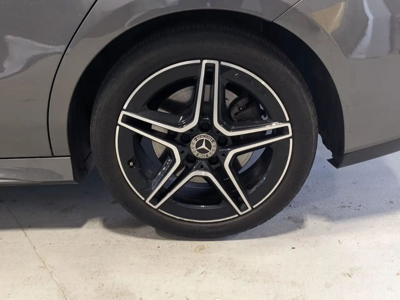 Mercedes-Benz CLA - Image 25