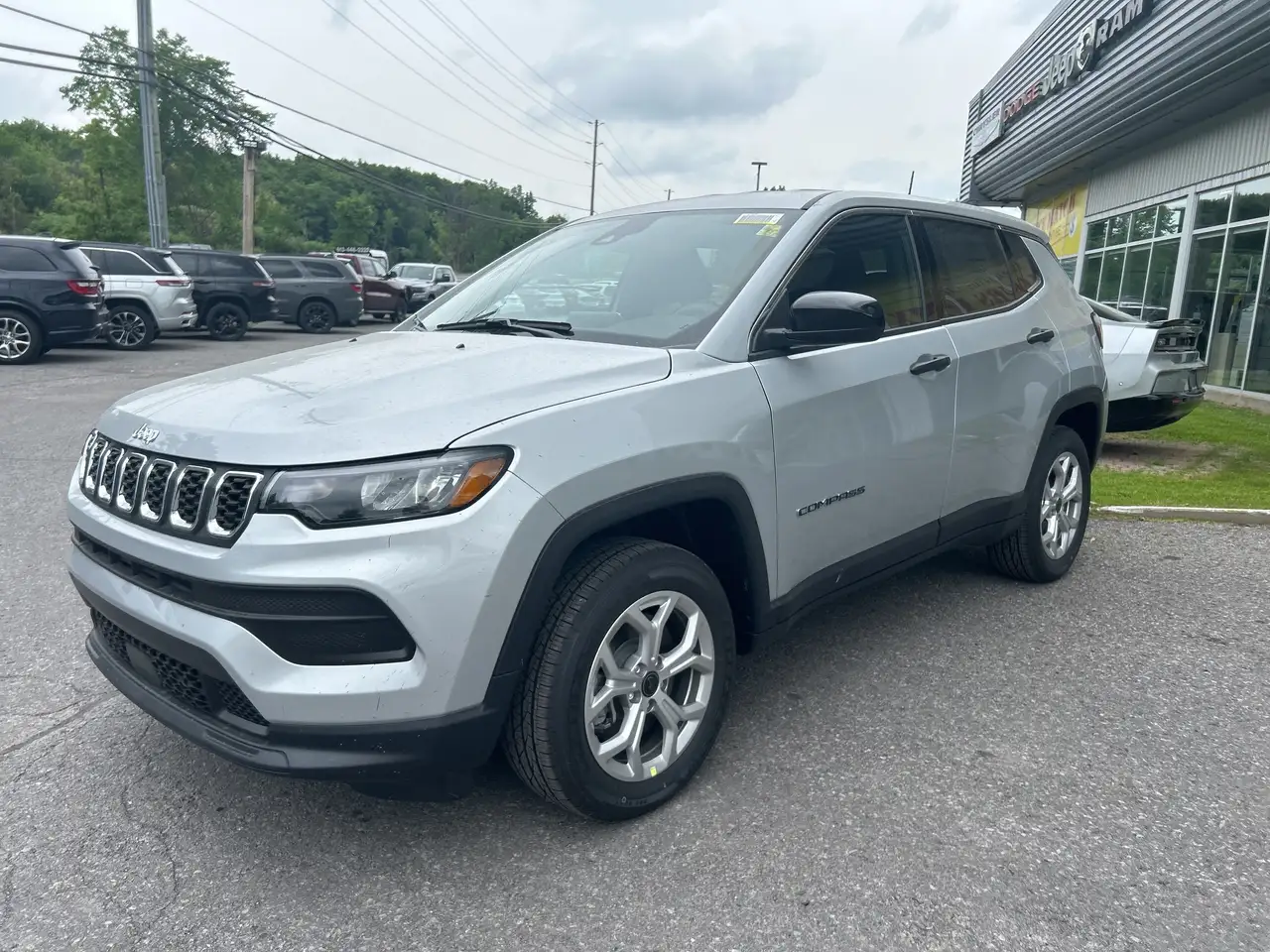 Jeep Compass - Image 3