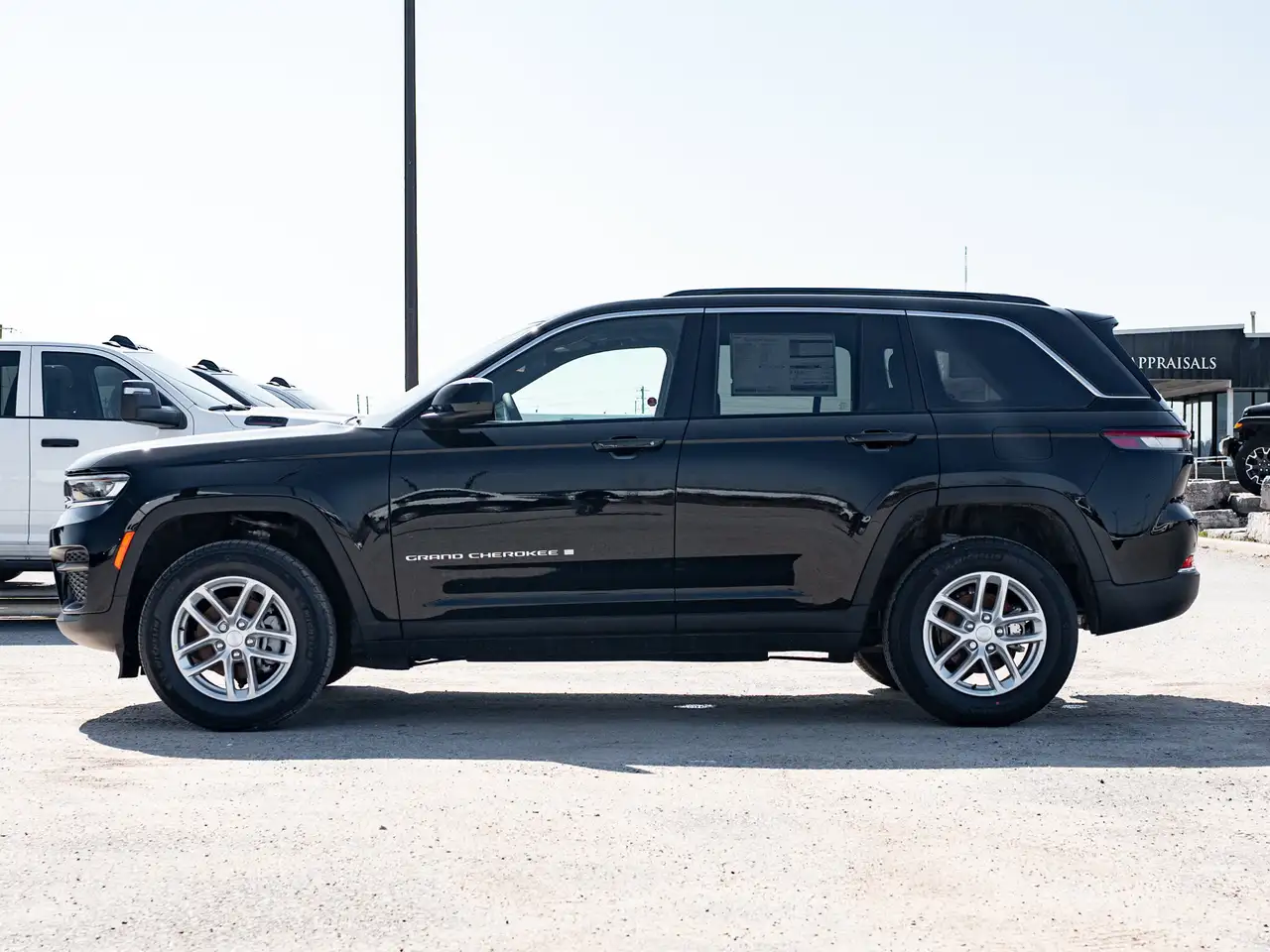 Jeep Grand Cherokee - Image 6