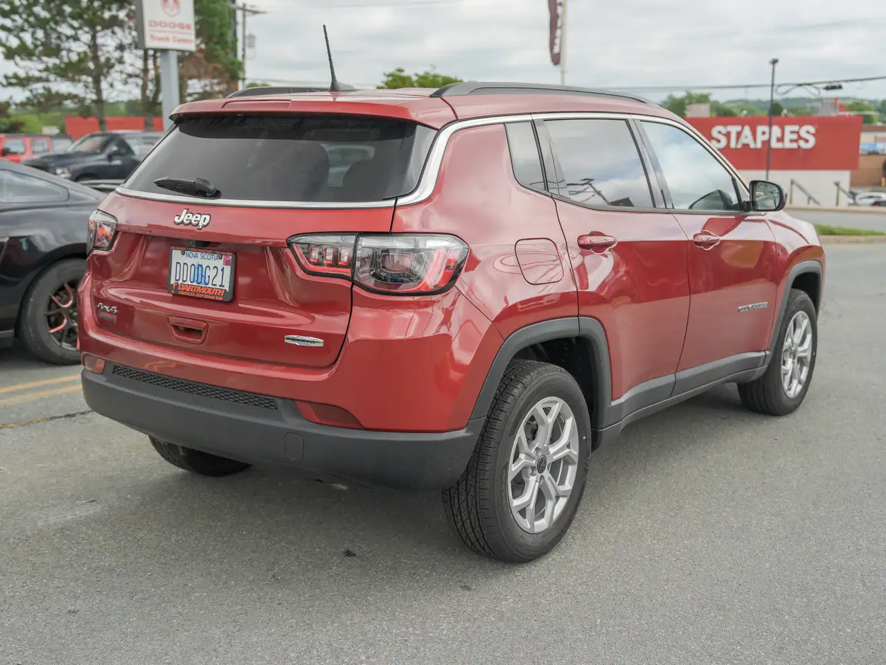 Jeep Compass - Image 8