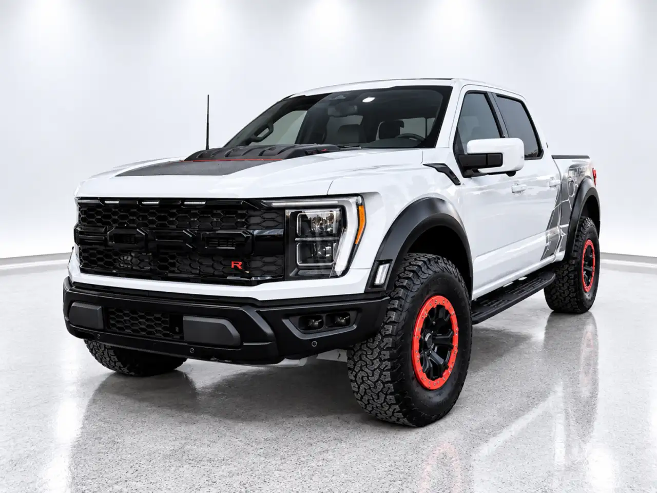 Ford F-150 - Image 1