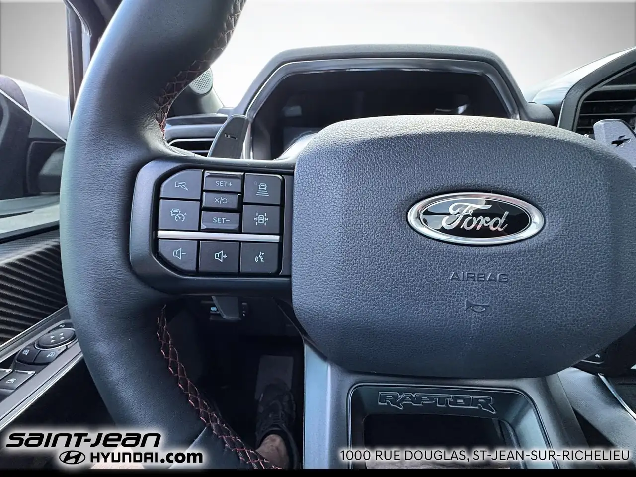 Ford F-150 - Image 24