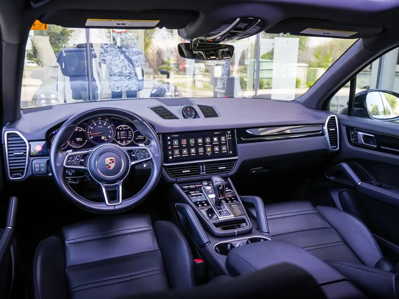 Porsche Cayenne - Image 16