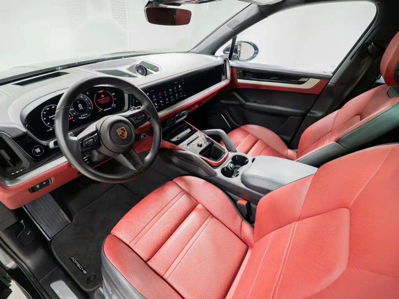 Porsche Cayenne - Image 12