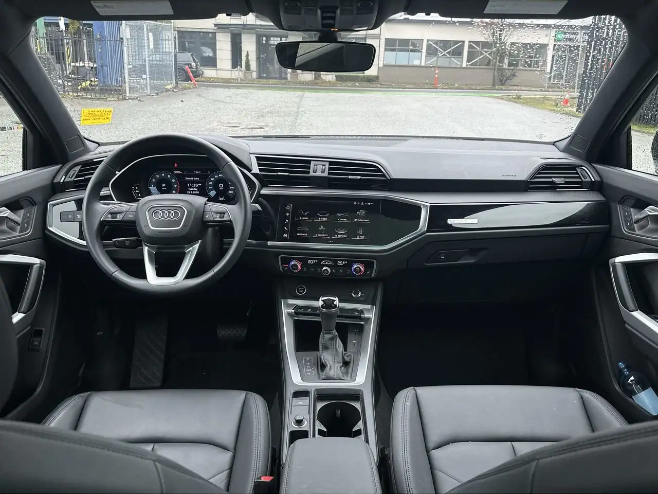 Audi Q3 - Image 19