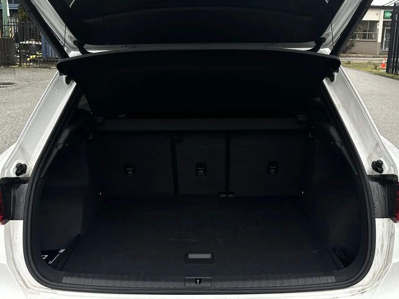 Audi Q3 - Image 31