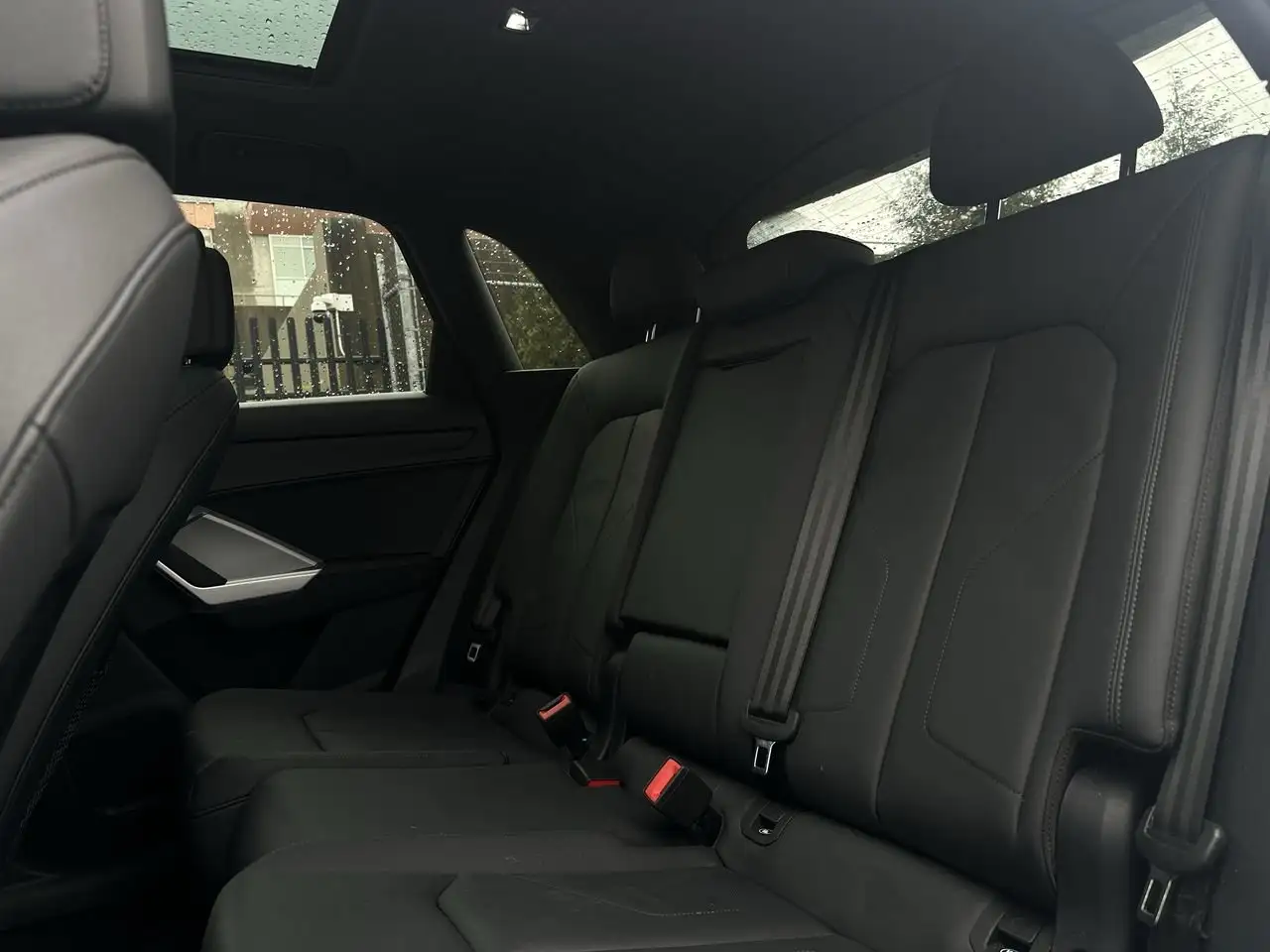 Audi Q3 - Image 30