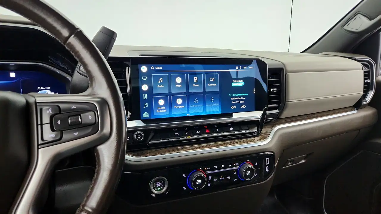 Chevrolet Silverado 1500 - Image 4