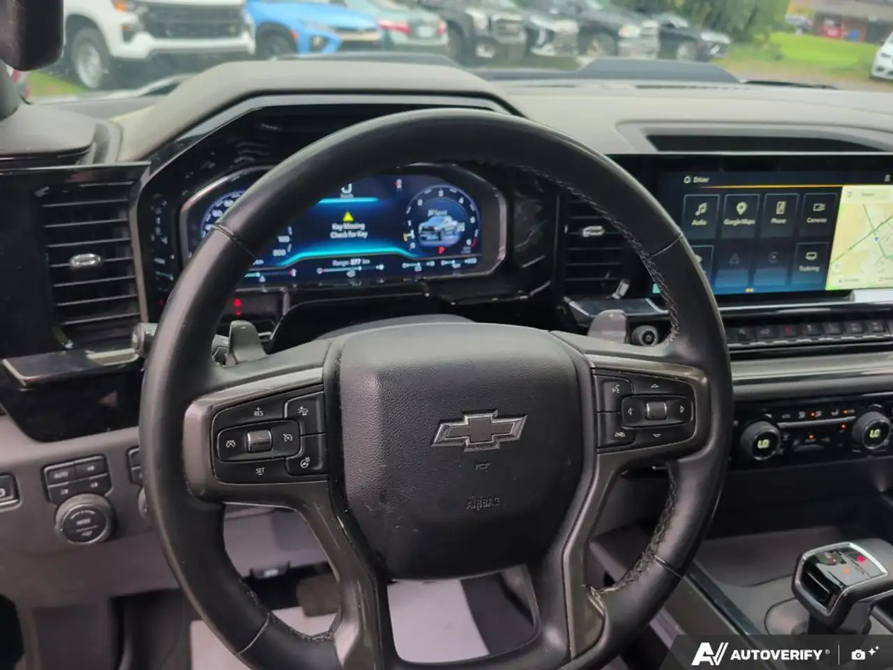 Chevrolet Silverado 1500 - Image 17