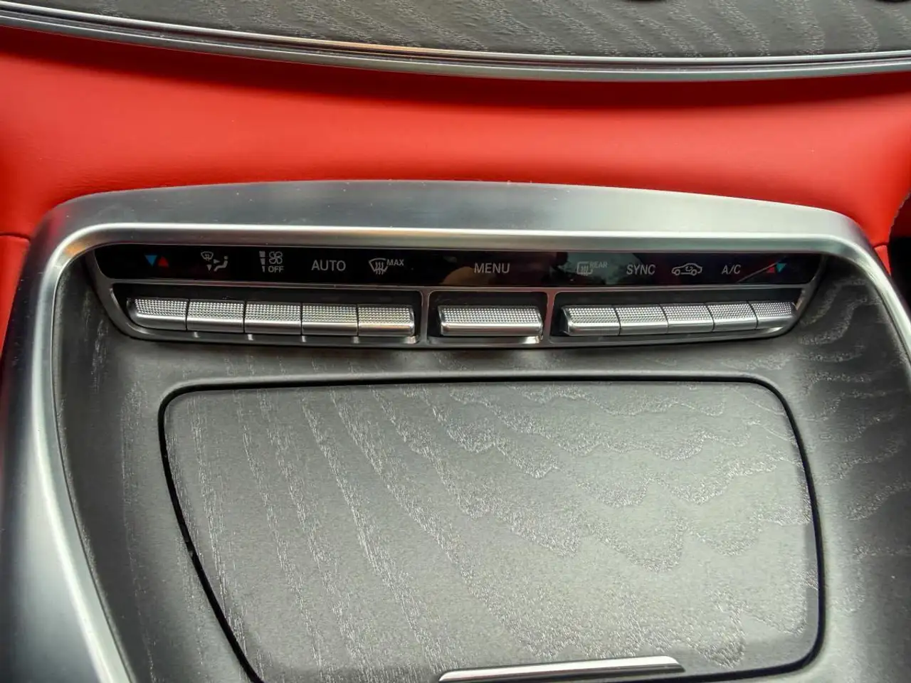 Mercedes-Benz AMG GT - Image 22