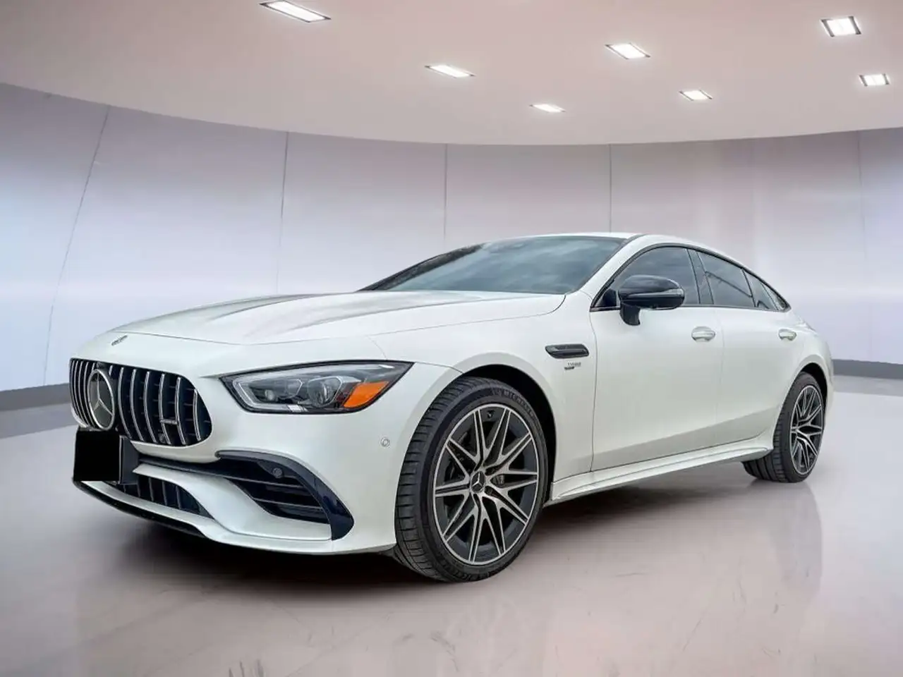 Mercedes-Benz AMG GT - Image 1