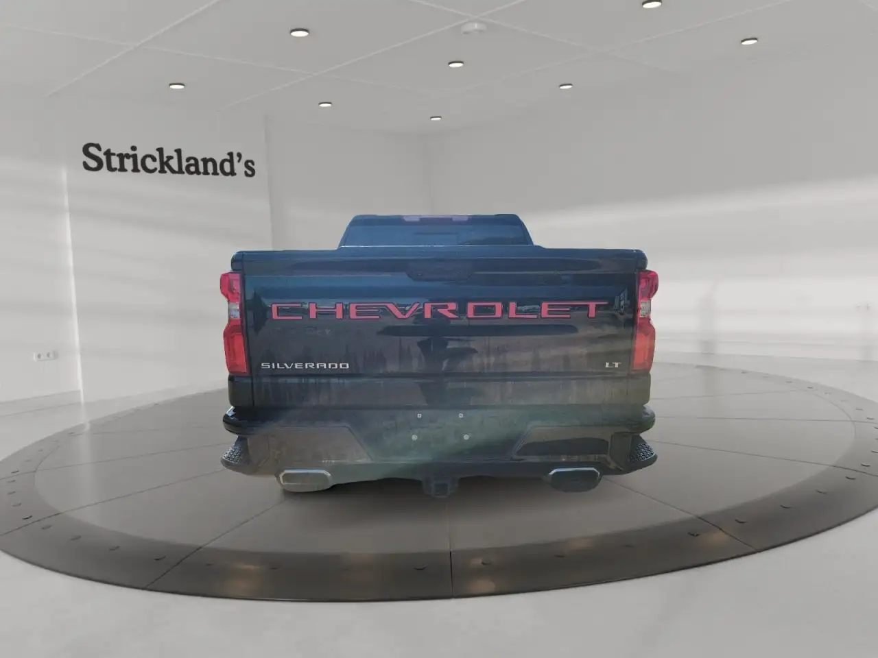 Chevrolet Silverado 1500 - Image 3