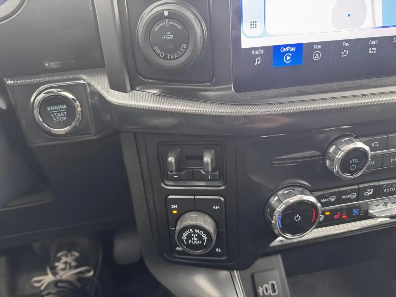 Ford F-150 - Image 17
