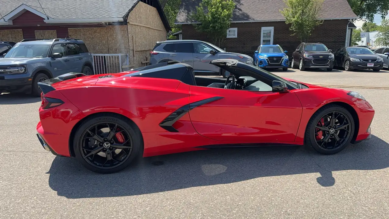 Chevrolet Corvette - Image 4