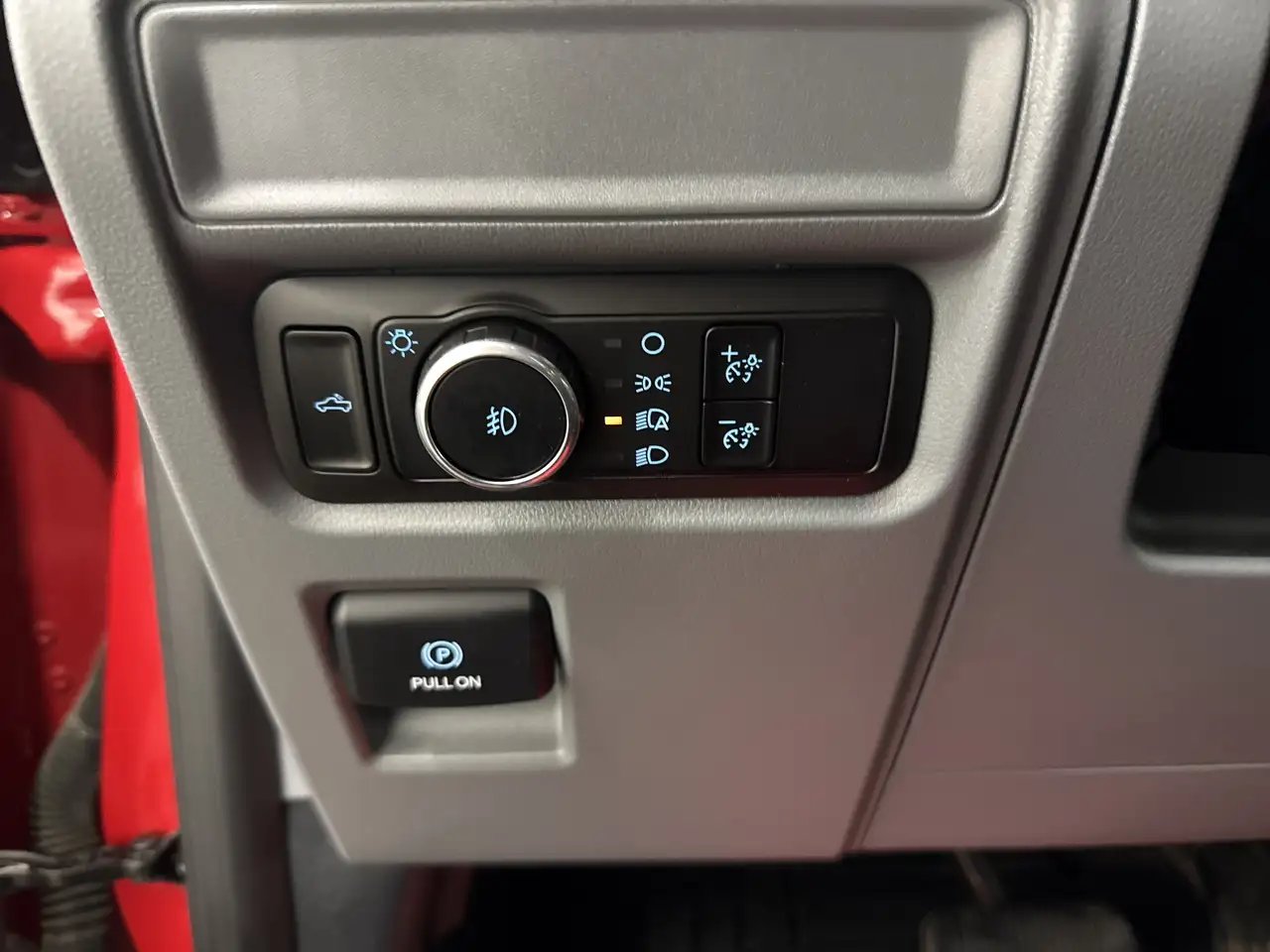 Ford F-150 - Image 22