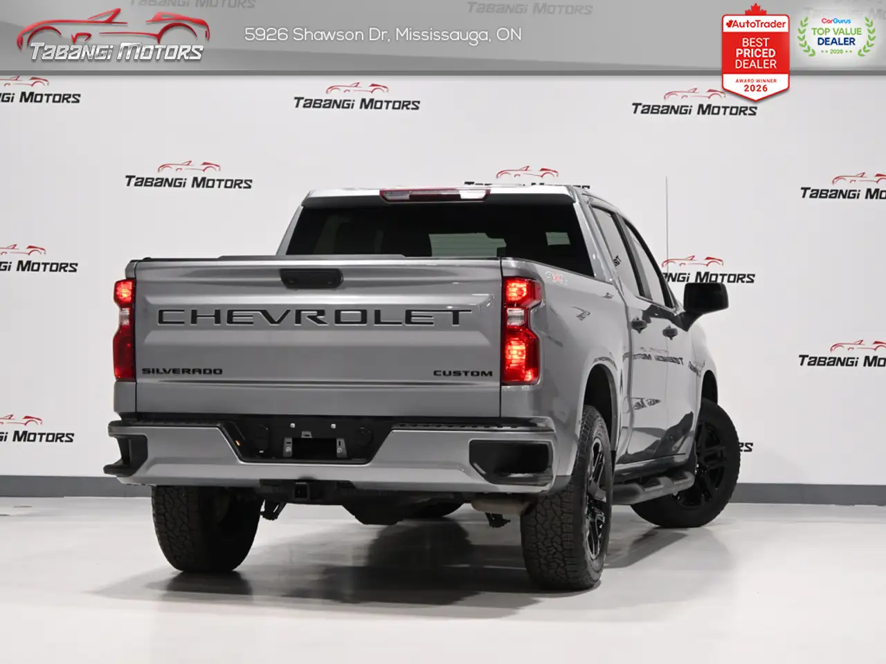 Chevrolet Silverado 1500 - Image 2