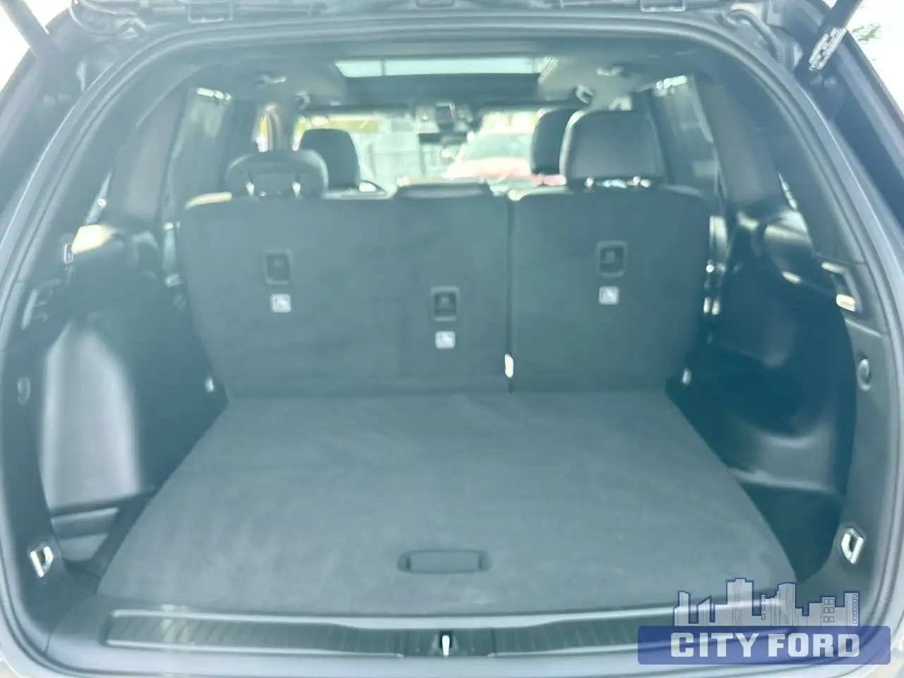 Jeep Grand Cherokee - Image 23