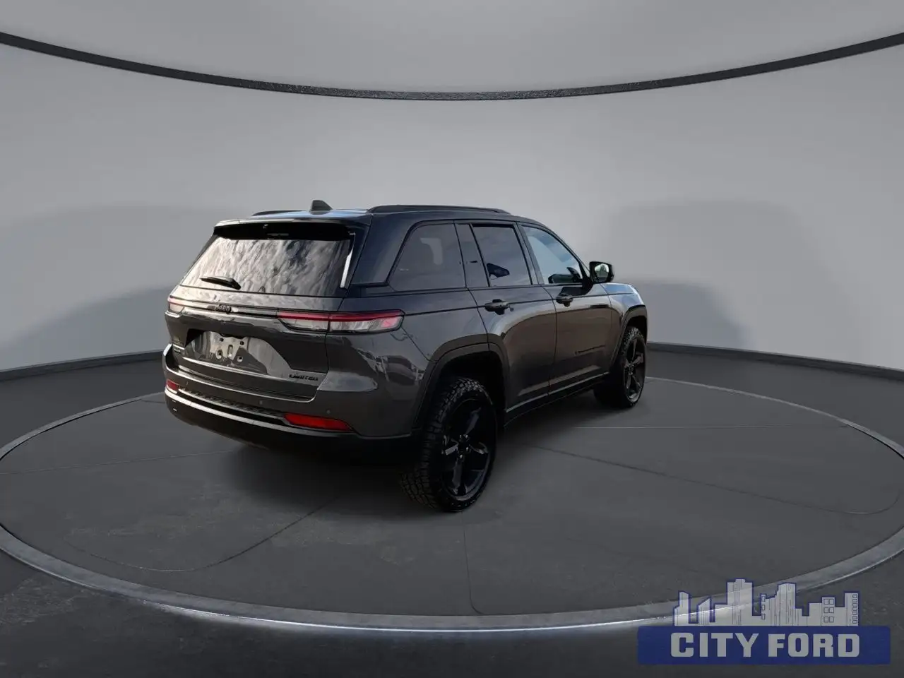 Jeep Grand Cherokee - Image 8