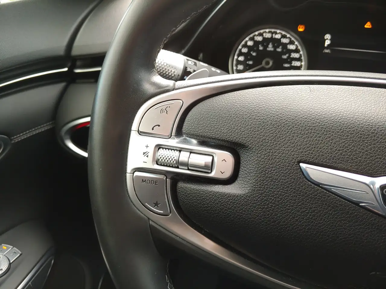 Genesis GV70 - Image 21