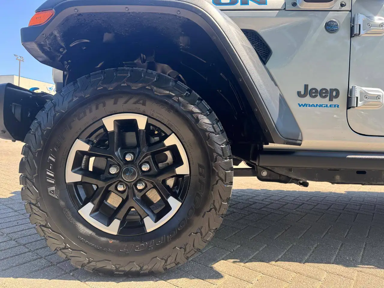 Jeep Wrangler - Image 9