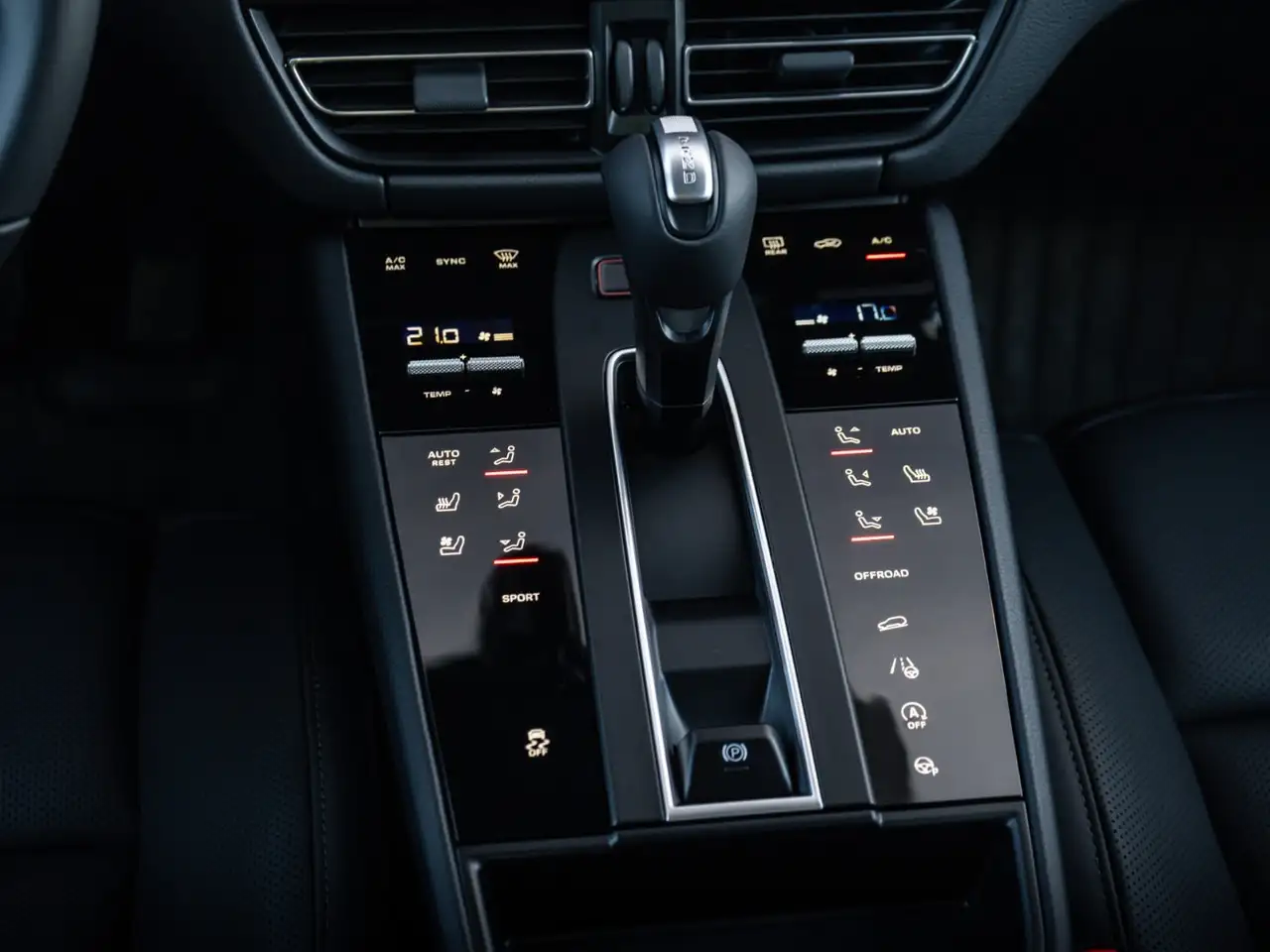 Porsche Macan - Image 27