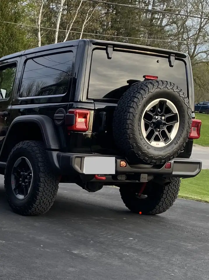 Jeep Wrangler - Image 1