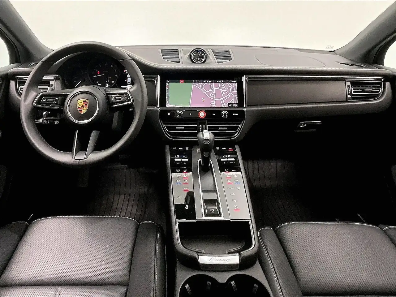 Porsche Macan - Image 11