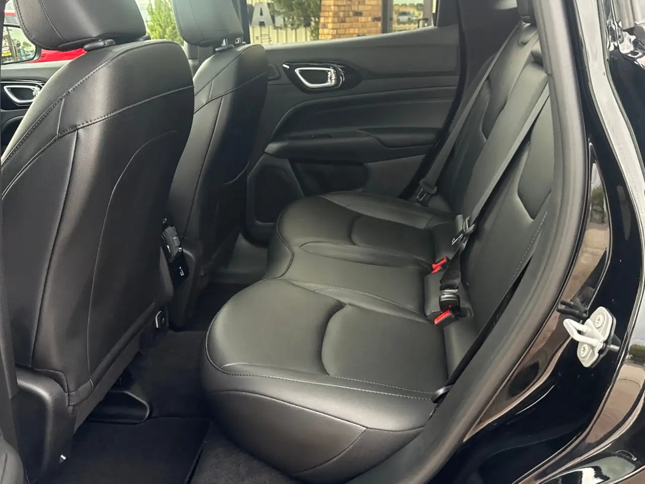 Jeep Compass - Image 9