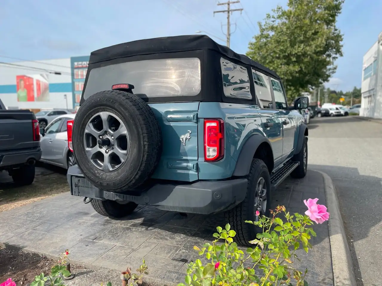 Ford Bronco - Image 5