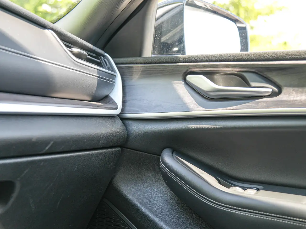 Jeep Grand Cherokee - Image 39